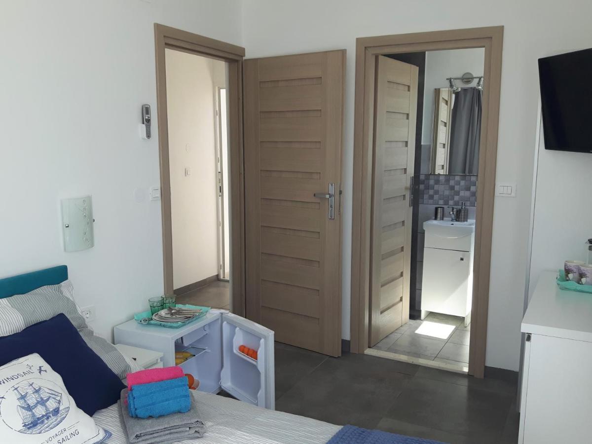 Apartmani Dalmacjia Grebastica Exterior photo