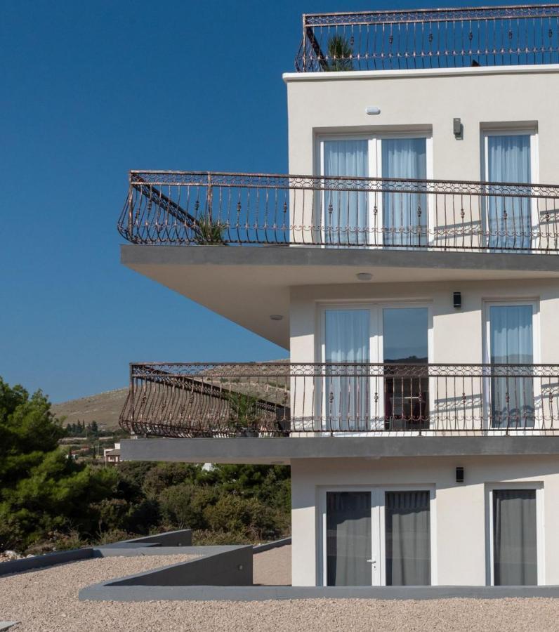 Apartmani Dalmacjia Grebastica Exterior photo